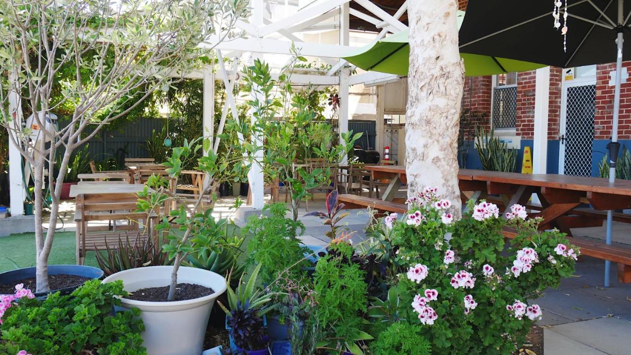 Albergue Geraldton Backpackers Exterior foto